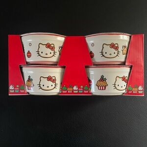 Hello Kitty Christmas ramekins set